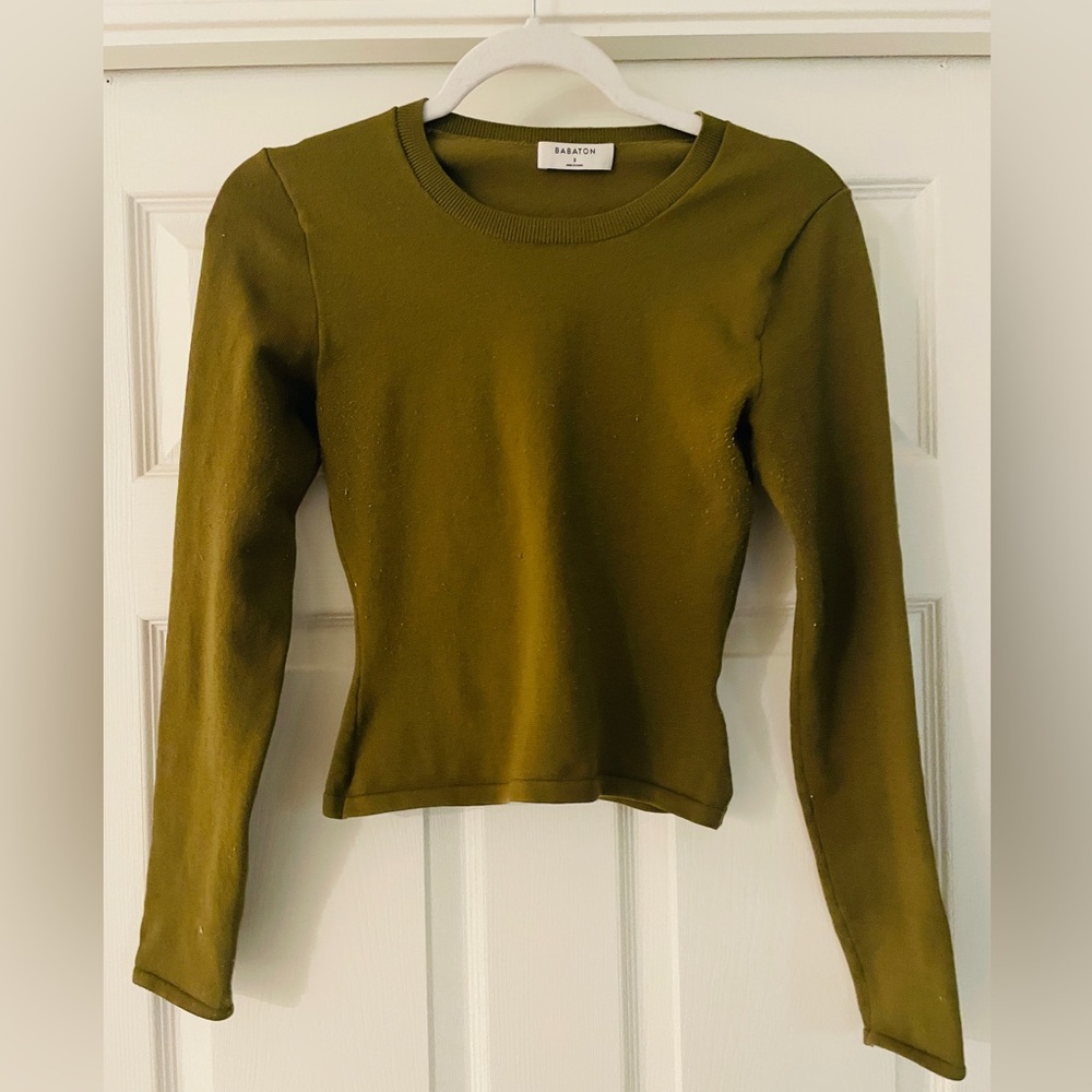 Babaton Olive Green Cropped Long Sleeve Knit Top – Size S (Good Used Condition)